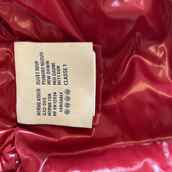 Authentic women Moncler vest - Picture 6 of 6